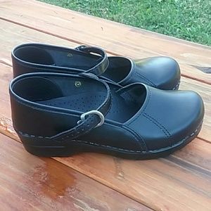 Dansko Marcelle Cabrio size 39 black
